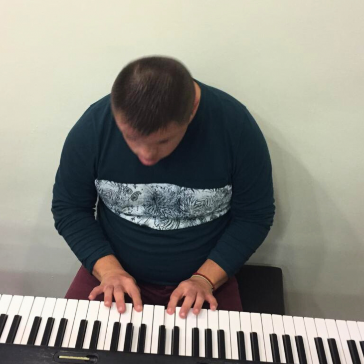 Μουσικοθεραπεία στο Σύλλογο Φροντίδα