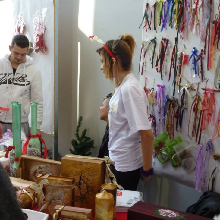 Φιλανθρωπικό bazaar στο Δήμο Αχαρνών 2013